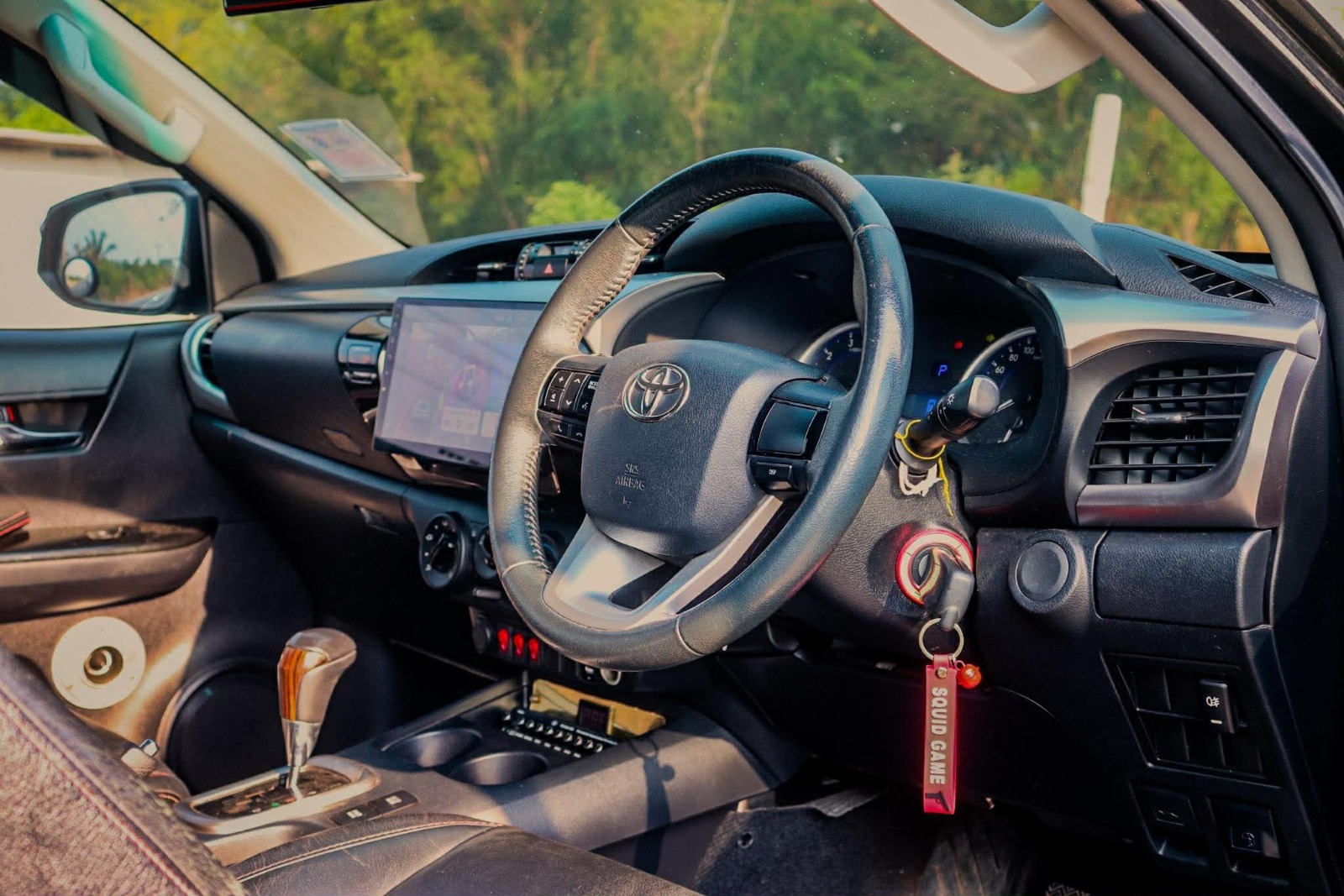 Car image 11